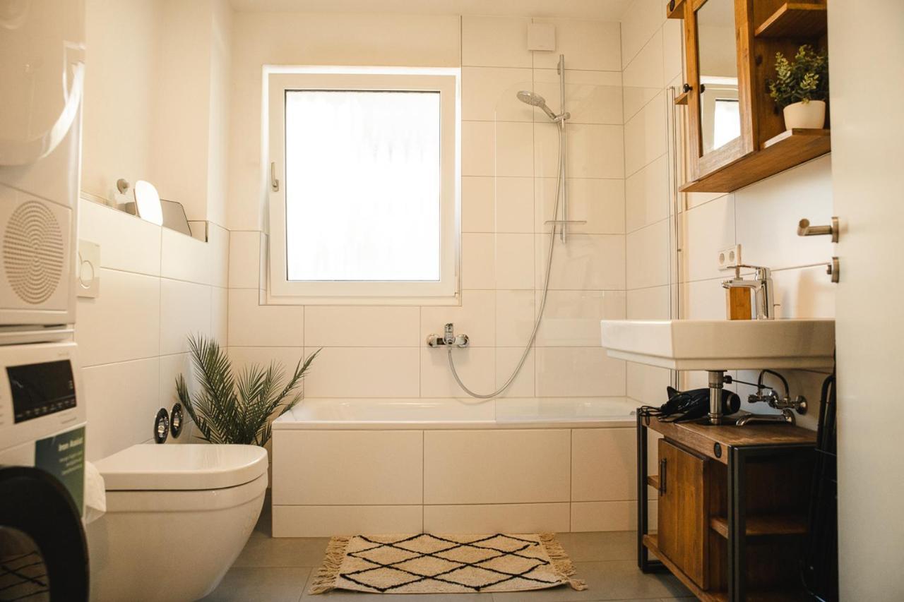 Apartment Shine I Wackersdorf