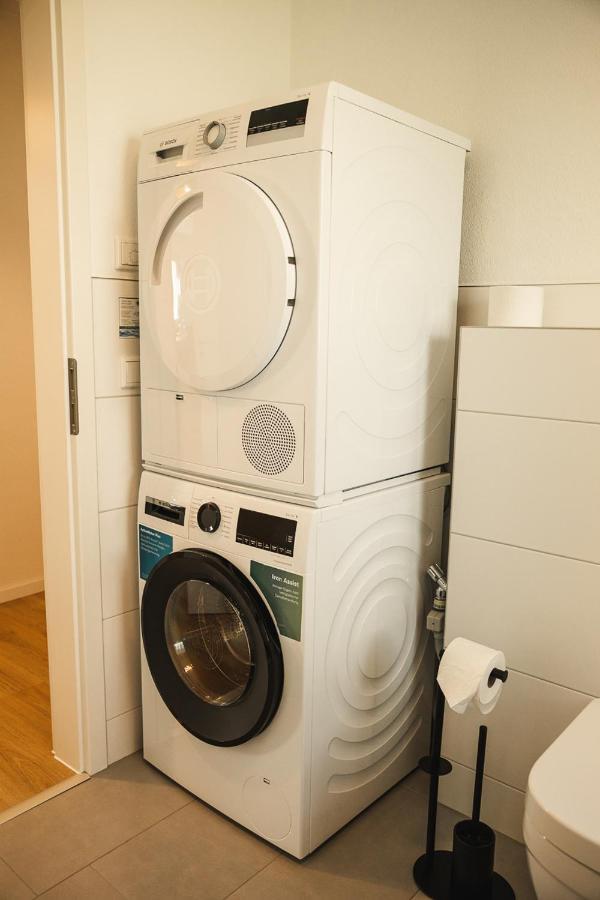 Apartment Shine I